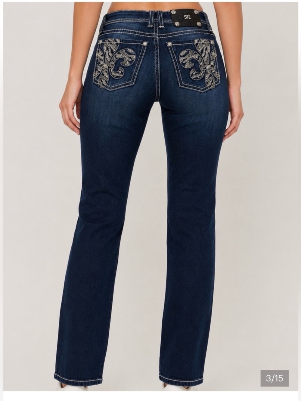 Miss Me Dark Blue Bootcut
Jeans with Embroidered Pockets size 27